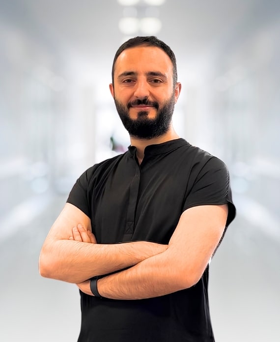 Op. Dr. Mustafa Yazır